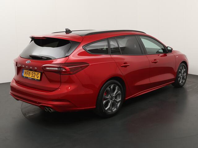 Ford FOCUS Wagon EcoBoost 125 pk ST Line | Pano I AGR stoelen I Sync4 I Camera I All season I fabr. gar. tm 09-2027