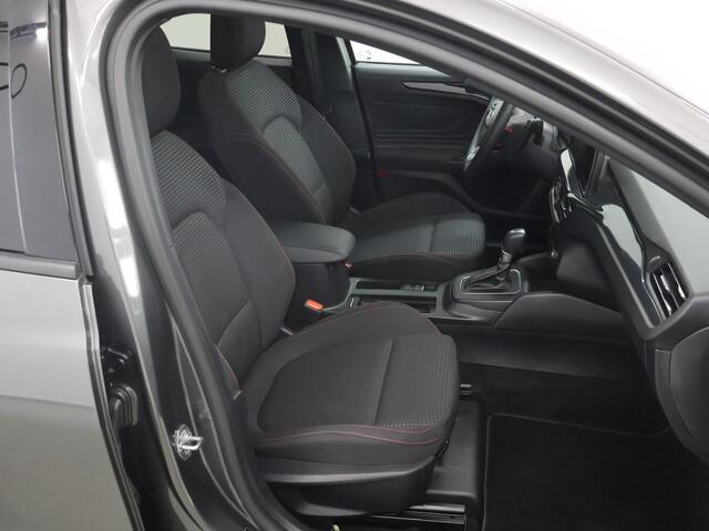 Ford FOCUS 1.0 EcoBoost Hybrid ST Line | Panoramadak | Parkeercamera | Winterpakket | Cruise Control Adaptief | Dodehoekdetectie | Navigatie |