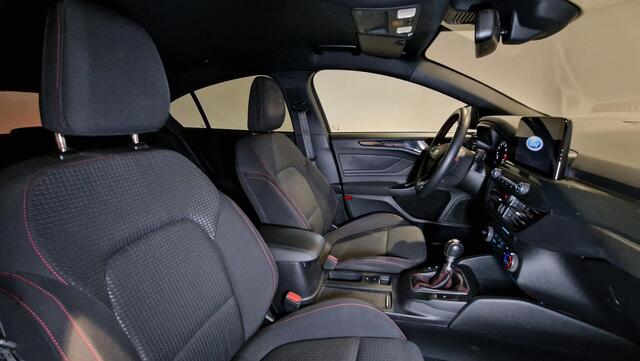 Ford FOCUS 1.0 EcoBoost 125 ST Line Business | Cruise Control Adaptief | Achteruitrijcamera | Navigatie