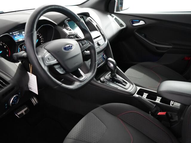 Ford FOCUS ST-Line Eco-Boost | 183PK | Carplay | Winterpakket |
