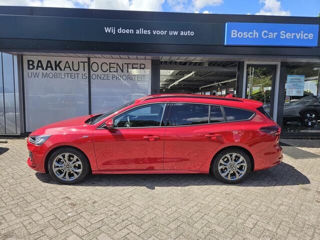 Ford FOCUS 1.0 EBH ST Line | Winter Pack | PDC | Navigatie