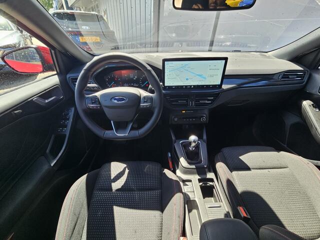 Ford FOCUS 1.0 EBH ST Line | Winter Pack | PDC | Navigatie