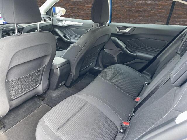 Ford FOCUS 1.5 150PK ECC LMV NAVIGATIE SPORTSTOELEN CRUISE