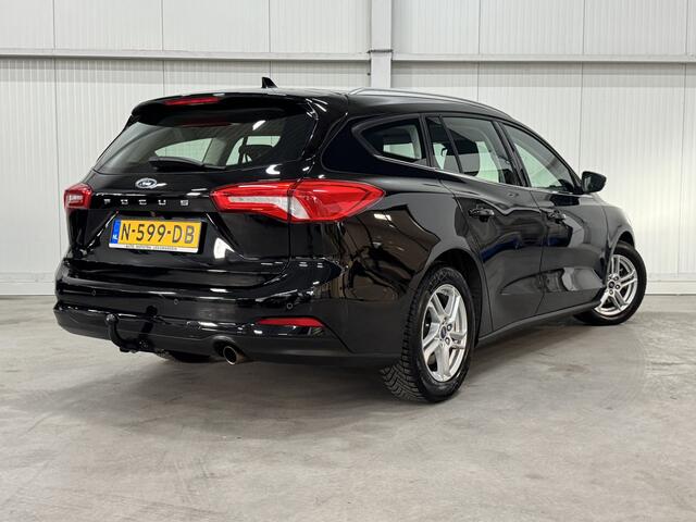 Ford FOCUS Wagon 1.0i 126 PK EcoBoost Business LED NAVI CAMERA STOELVERW. TREKHAAK
