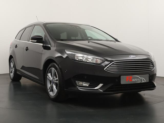 Ford FOCUS Wagon 1.0 Titanium - Navigatie - Climate Control - Trekhaak