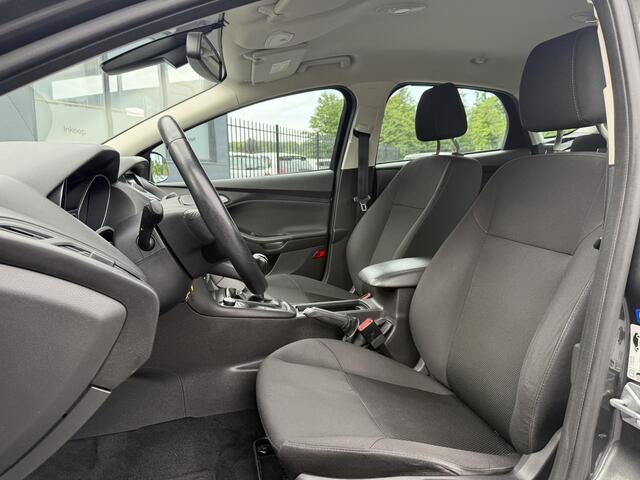 Ford FOCUS 1.0 Lease Edition 2e Eigenaar,Clima,Cruise,Pdc,N.A.P,4x Elekt.Ramen,Lm Velgen,Apk tot 05-2026