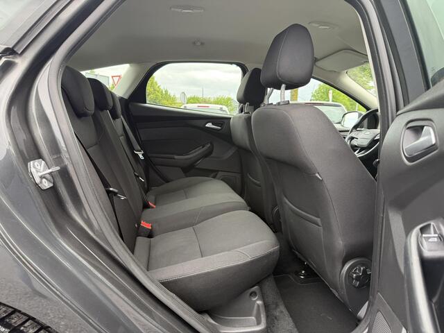 Ford FOCUS 1.0 Lease Edition 2e Eigenaar,Clima,Cruise,Pdc,N.A.P,4x Elekt.Ramen,Lm Velgen,Apk tot 05-2026