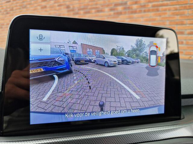 Ford FOCUS Wagon 1.0 EcoBoost Titanium Business | B&O | Trekhaak | PDC | Camera | Navi | Clima |