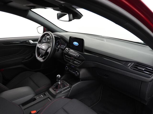 Ford FOCUS Wagon 1.0T 126PK EcoBoost ST Line Trekhaak Design Pack 2 Apple Carplay Android Auto Navi Ecc Stuur+Stoel+Voorruit Verwarming Cruise Control ASLD Pdc Business Winter Pack Keyless Led Comfort Pack Lmv 18" Privacy Glas Licht-Regensensor Wifi Bluetooth Rijstr