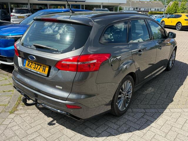 Ford FOCUS Wagon 1.0 ST-Line