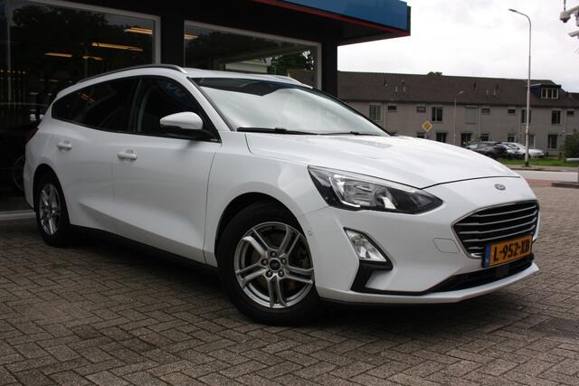 Ford FOCUS Wagon 1.0 EcoBoost Trend Edition Business | Camera | Dodehoek | Winterpakket