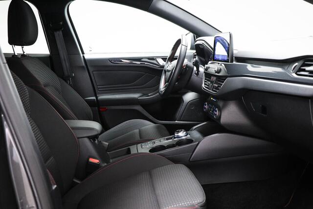 Ford FOCUS 1.5 EcoBoost ST Line X Business | WINTER / TECHNOLOGY- PACK | STUURVERWARMING | CAMERA | TREKHAAK AFNEEMBAAR
