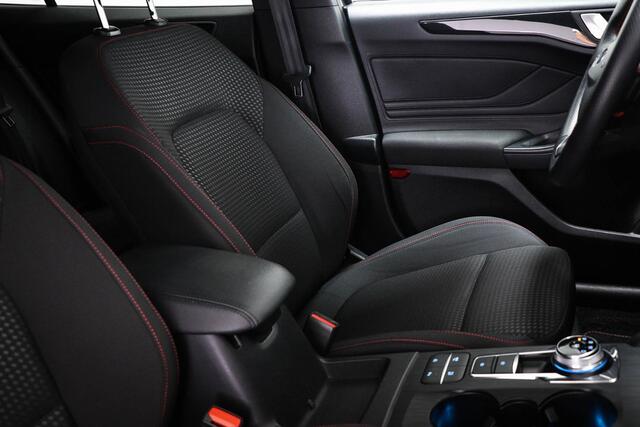 Ford FOCUS 1.5 EcoBoost ST Line X Business | WINTER / TECHNOLOGY- PACK | STUURVERWARMING | CAMERA | TREKHAAK AFNEEMBAAR
