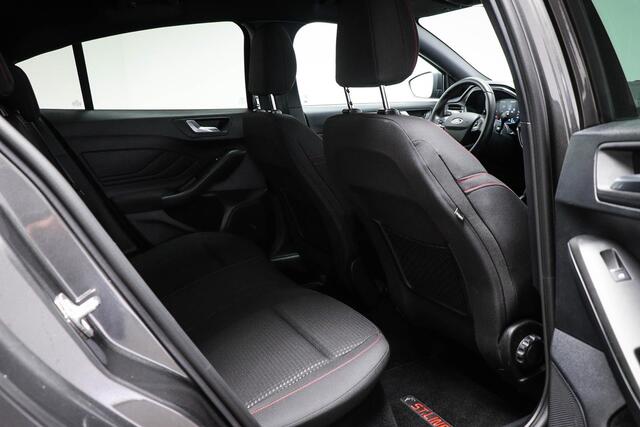Ford FOCUS 1.5 EcoBoost ST Line X Business | WINTER / TECHNOLOGY- PACK | STUURVERWARMING | CAMERA | TREKHAAK AFNEEMBAAR