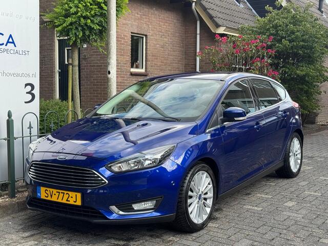 Ford FOCUS 1.0 Titanium Airco/Lichtmetalen velgen/Navi/Parkeersensoren