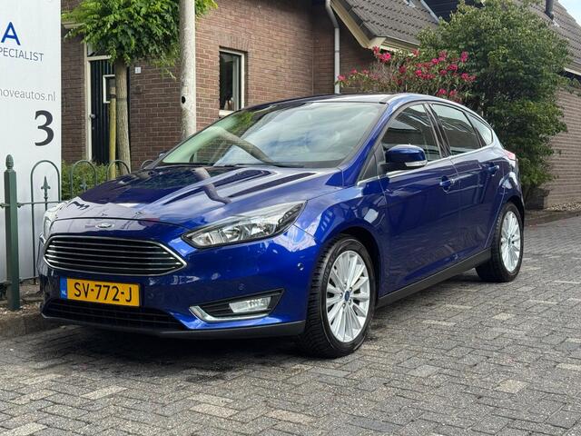 Ford FOCUS 1.0 Titanium Airco/Lichtmetalen velgen/Navi/Parkeersensoren