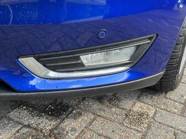 Ford FOCUS 1.0 Titanium Airco/Lichtmetalen velgen/Navi/Parkeersensoren