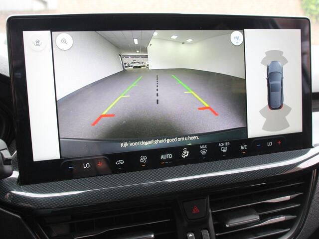 Ford FOCUS Wagon 1.0 125pk Hybrid Automaat ST Navigatie Climate control cruise control Carplay LM velgen Parkeersensoren Led Matrix koplampen