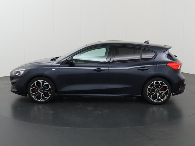 Ford FOCUS 1.0 EcoBoost Hybrid ST Line X Business | Winterpakket | Parkeercamera | Koplamp Led | 18" Velgen | Navigatie |