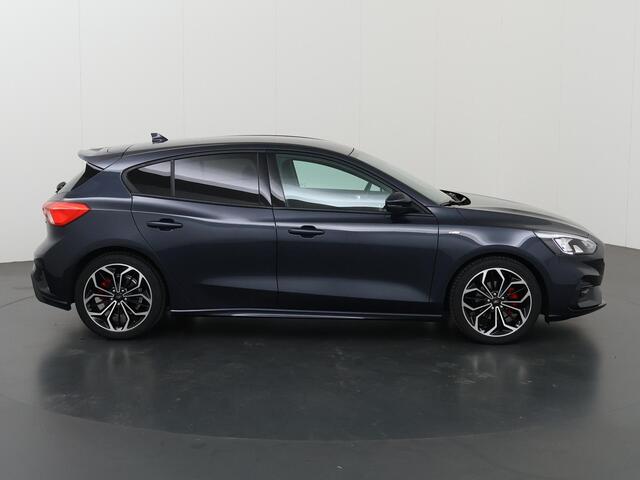 Ford FOCUS 1.0 EcoBoost Hybrid ST Line X Business | Winterpakket | Parkeercamera | Koplamp Led | 18" Velgen | Navigatie |