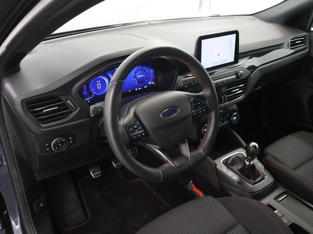Ford FOCUS 1.0 EcoBoost Hybrid ST Line X Business | Winterpakket | Parkeercamera | Koplamp Led | 18" Velgen | Navigatie |