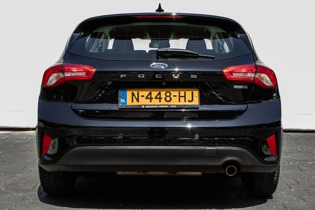 Ford FOCUS 1.0 EcoBoost Hybrid Business Full map navigatie/ Carplay/ DAB+/ Cruise control/ Airco/ Camera