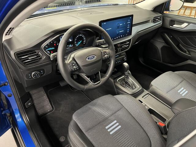 Ford FOCUS Wagon 1.0 EcoBoost Hybrid Automaat Active X | Cimate Control | Full Map Navigatie | Camera | B&O Audio incl. 9 Speakers | Adaptieve Cruise | Digitaal Dashboard | Apple Car play/Android Auto | 17"LM-Velgen | PDC | KeylessGo | LED Verlichting | | Camera (V