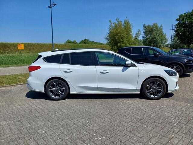 Ford FOCUS Wagon 1.0 EcoBoost ST Line Business