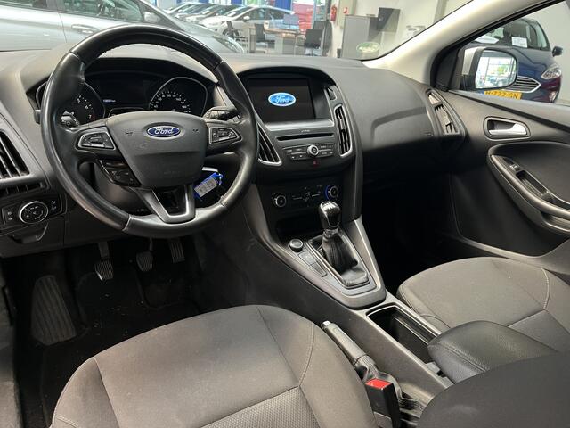 Ford FOCUS 100PK Lease Edition | Airco | Cruise | Trekhaak | Apple/Android CarPlay | Navi |