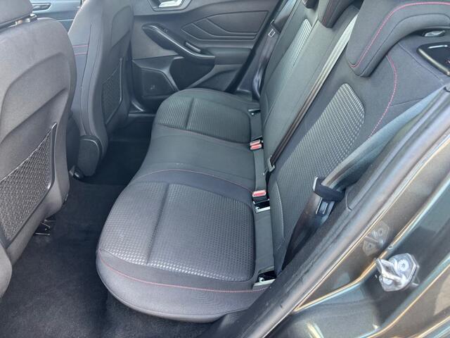 Ford FOCUS 1.0 ST-LINE 125 PK NAVI AIRCO/ECC PDC