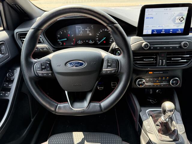 Ford FOCUS 125pk EB | ST line 5d., Uniek mooie auto!