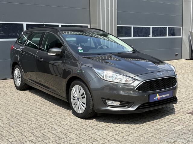 Ford FOCUS Wagon 1.0 Titanium 125pk | Nieuwe Distributie | Navi | Carplay/Android | Cruise | Airco | PDC | Trekhaak | All Season | Interesse? Bel of App naar: 06 30 51 05 90