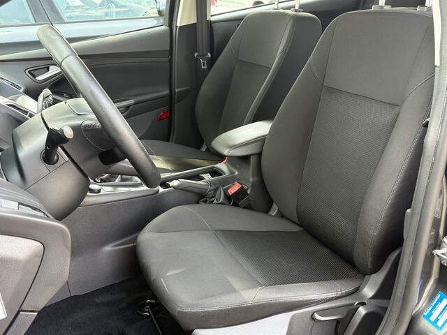 Ford FOCUS Wagon 1.0 Titanium 125pk | Nieuwe Distributie | Navi | Carplay/Android | Cruise | Airco | PDC | Trekhaak | All Season | Interesse? Bel of App naar: 06 30 51 05 90
