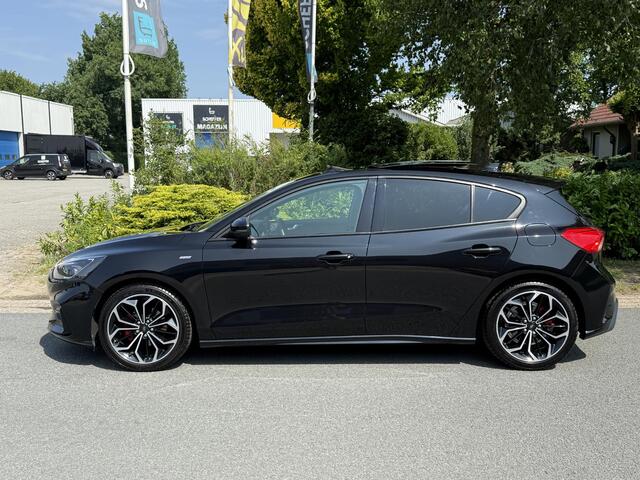 Ford FOCUS 1.5 EcoBoost ST-Line X 150PK AutomaatoPano