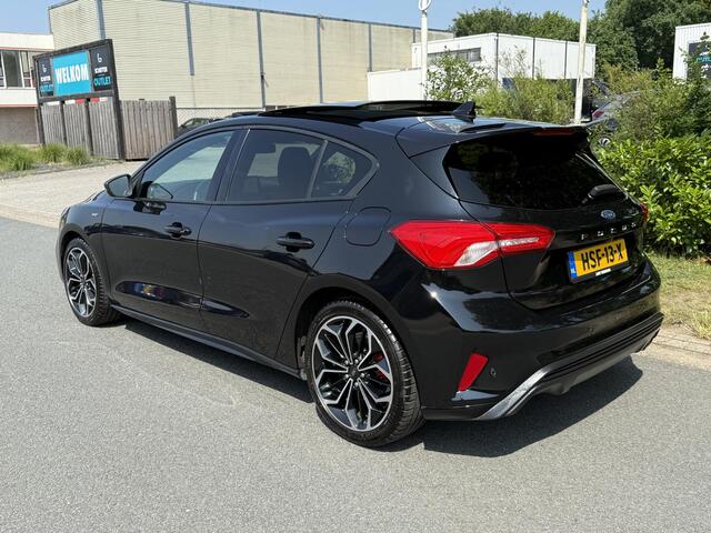 Ford FOCUS 1.5 EcoBoost ST-Line X 150PK AutomaatoPano