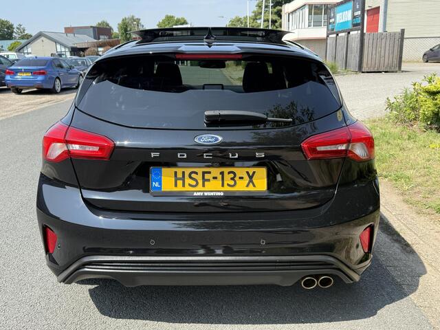 Ford FOCUS 1.5 EcoBoost ST-Line X 150PK AutomaatoPano