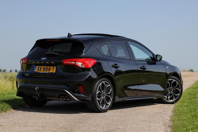 Ford FOCUS EcoBoost ST-Line ? Pano ? B&O ? ACC