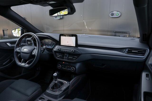 Ford FOCUS EcoBoost ST-Line ? Pano ? B&O ? ACC