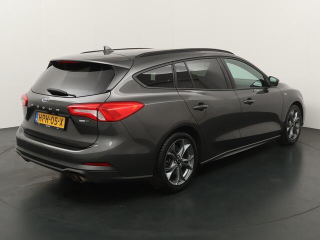 Ford FOCUS Wagon EcoBoost Hybrid 125pk ST-Line X | Winter pack | Camera | Cruise | Clima | Apple carplay | Android auto |