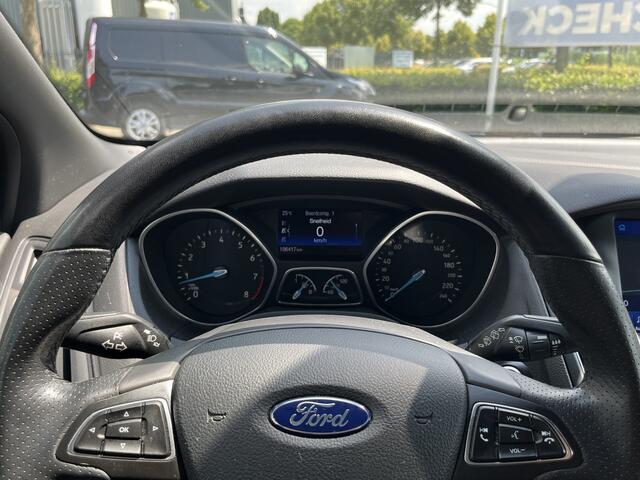 Ford FOCUS Wagon 1.5 EcoBoost ST-Line 150pk/110kW 6-bak | Trekhaak | Stoel-, stuur en voorruitverwarming | SYNC3 | Carplay/Android Auto | etc. etc.