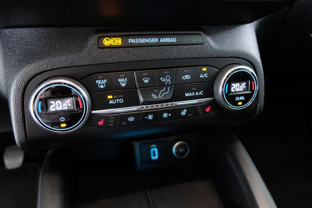 Ford FOCUS Wagon 1.0 EcoBoost Active Business | TREKHAAK |
