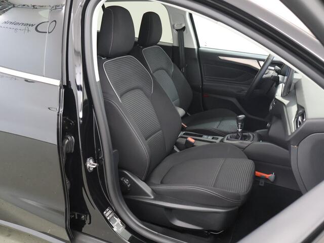 Ford FOCUS 1.0 EcoBoost Hybrid Titanium | Navigatie | Climate Control | Cruise Control | Parkeersensoren |