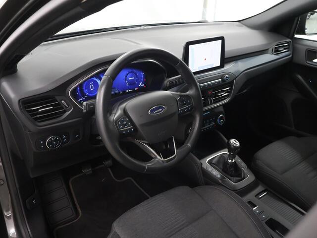 Ford FOCUS Wagon 1.0 EcoBoost Hybrid Active Business | Trekhaak | Panoramadak | Winterpakket | Cruise Control Adaptief | Parkeercamera |