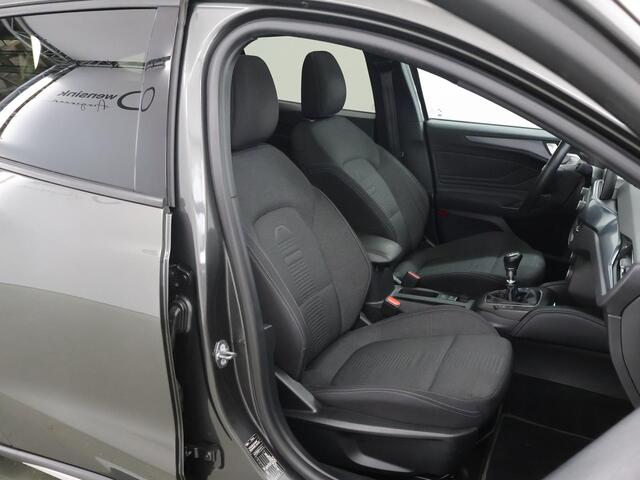 Ford FOCUS Wagon 1.0 EcoBoost Hybrid Active Business | Trekhaak | Panoramadak | Winterpakket | Cruise Control Adaptief | Parkeercamera |