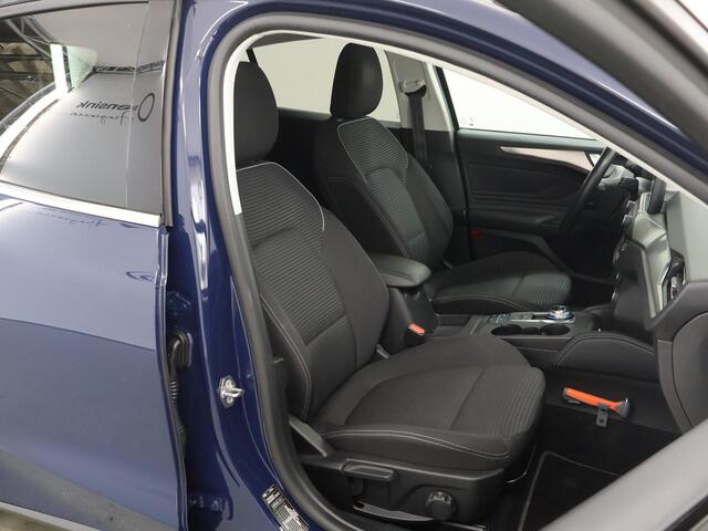 Ford FOCUS 1.0 EcoBoost Titanium X Business | Trekhaak | Winterpakket | Parkeercamera | Navigatie |