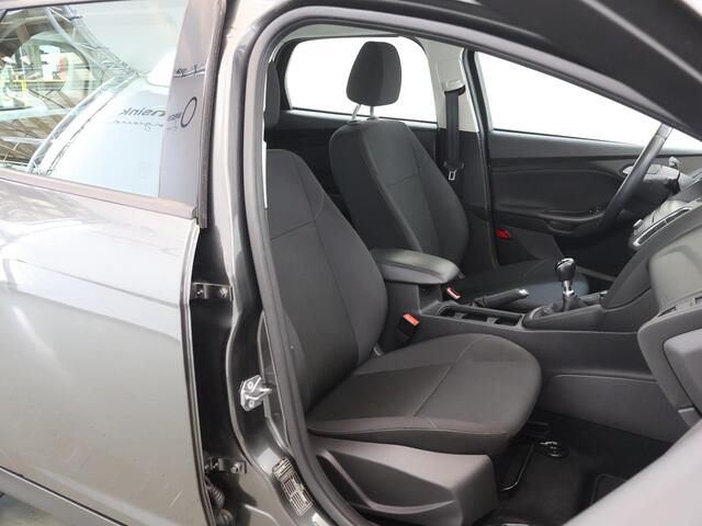 Ford FOCUS Wagon 1.0 Lease Edition | Navigatie | Climate Control | Cruise Control | Voorruitverwarming |