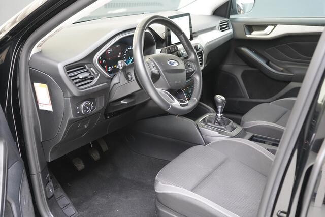 Ford FOCUS Wagon 1.0 EcoBoost Trend Edition Business | Navigatie | Stoelverwarming | Stuurverwarming |