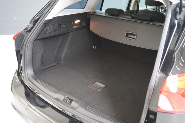 Ford FOCUS Wagon 1.0 EcoBoost Trend Edition Business | Navigatie | Stoelverwarming | Stuurverwarming |