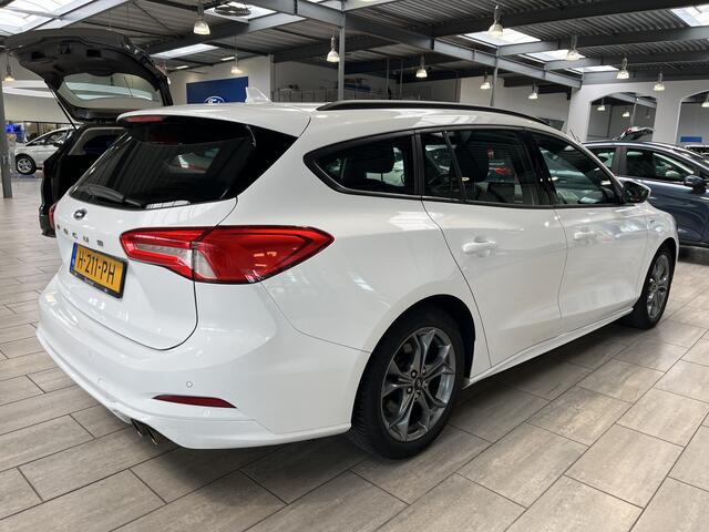 Ford FOCUS Wagon EcoBoost 125PK ST Line Business | Adapt. Cruise | LED | Park. Sens. V+A | Keyless start | Apple/Android Carplay