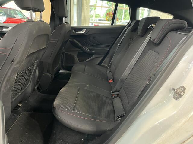 Ford FOCUS Wagon EcoBoost 125PK ST Line Business | Adapt. Cruise | LED | Park. Sens. V+A | Keyless start | Apple/Android Carplay